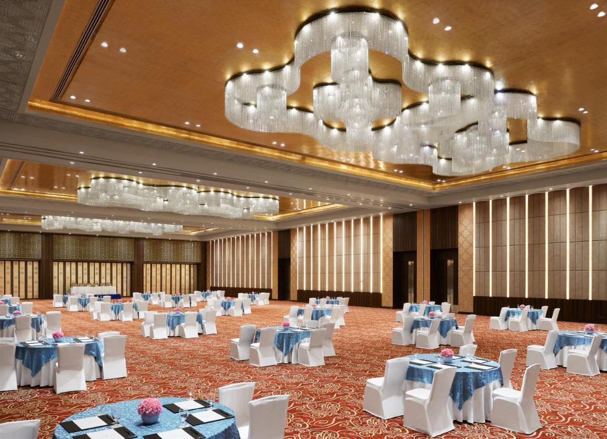 Taj Hotel & Convention Centre, Agra Agra  Bagian luar foto The Grand Ballroom